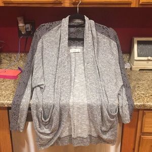 Girls medium abercrombie kids drapey shine sweater